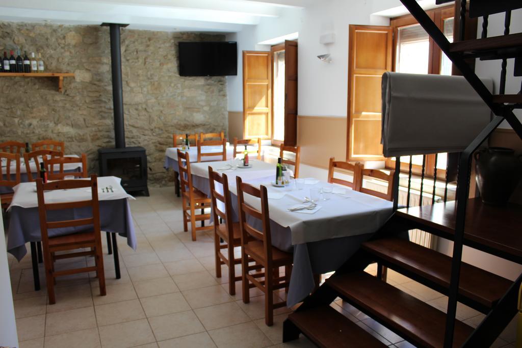 Hotel D'Ares Ares del Maestre Exterior photo